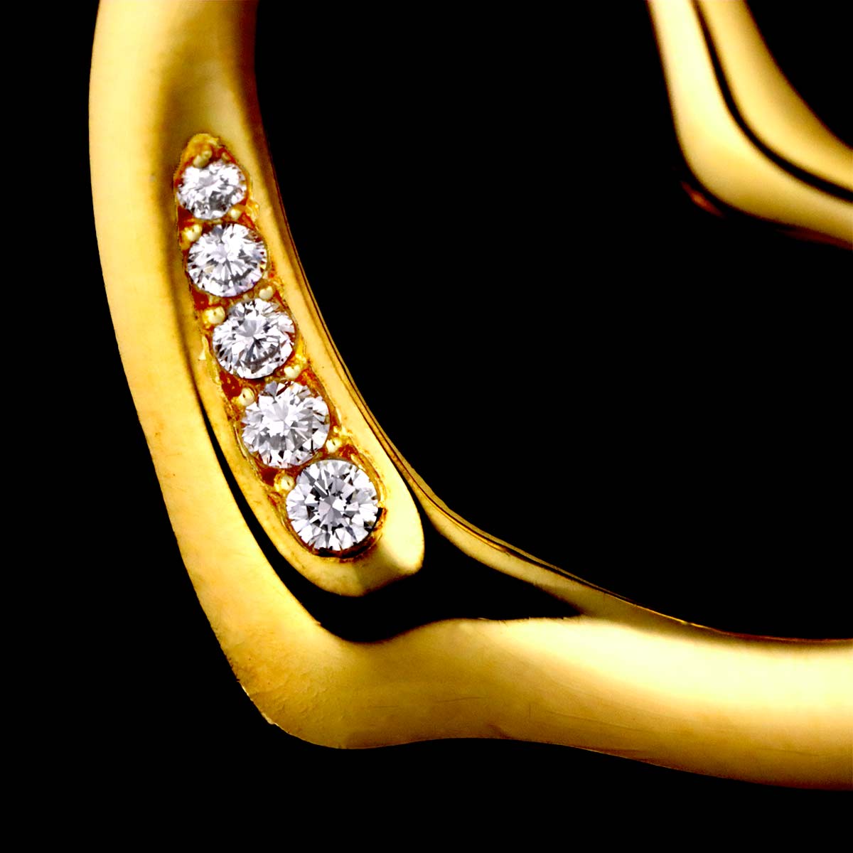 Open Heart Diamond Necklace 18K Yellow Gold 750