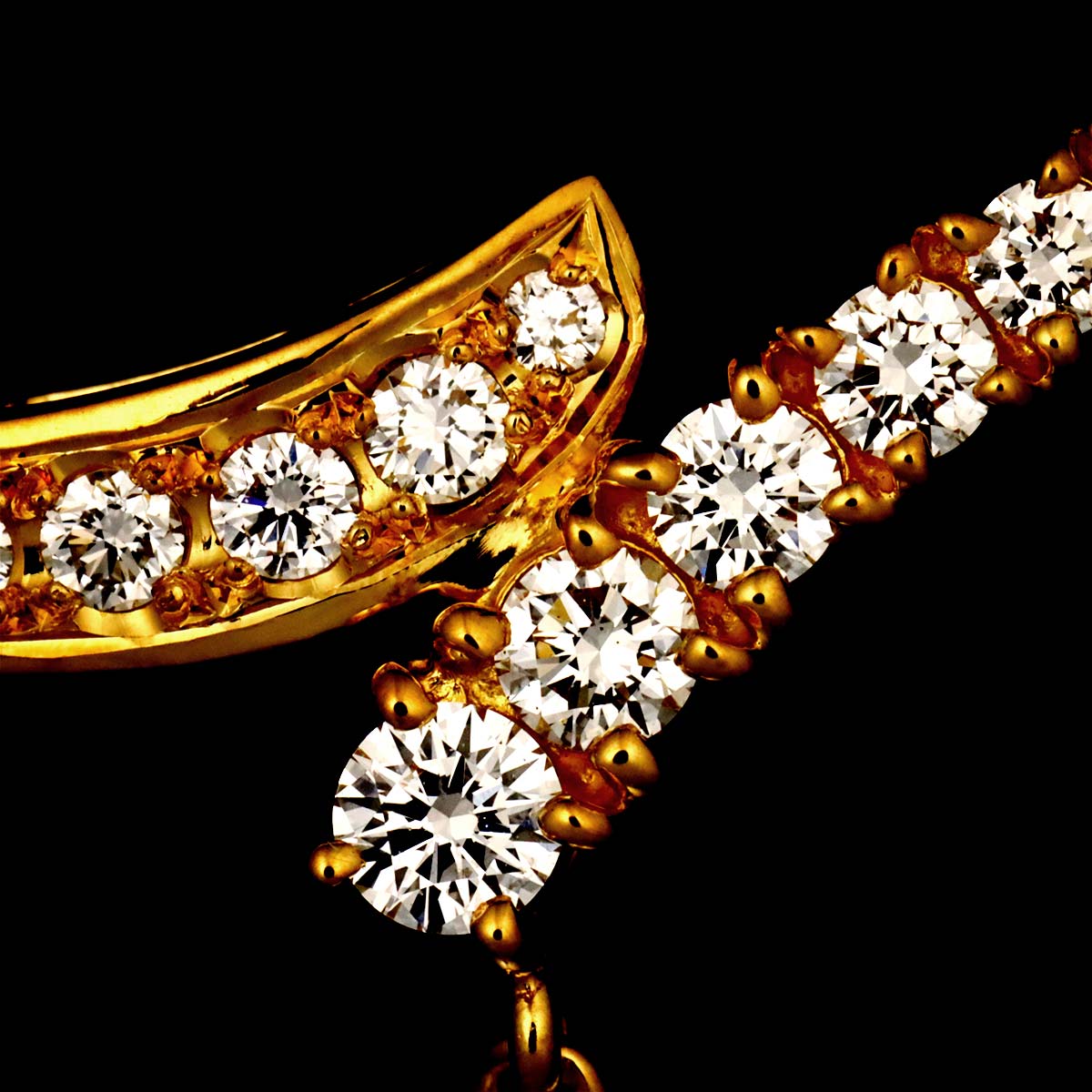 Akoya Pearl 8.5mm Diamond Necklace 18K Yellow Gold 750