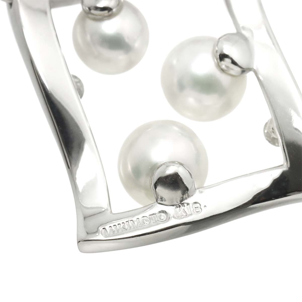 Akoya Pearl 5.5-4.8mm Necklace 18K White Gold 750