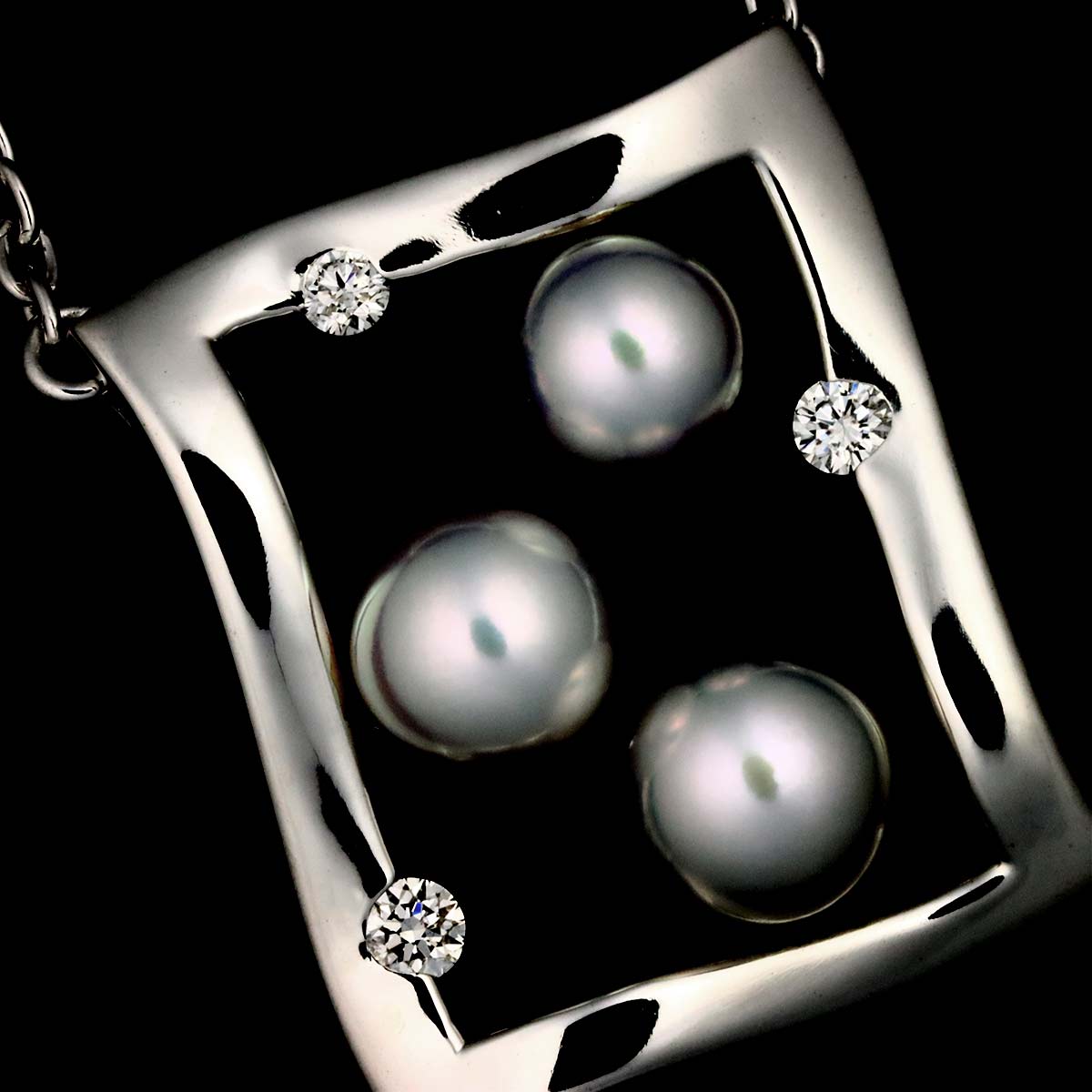 Akoya Pearl 5.5-4.8mm Necklace 18K White Gold 750