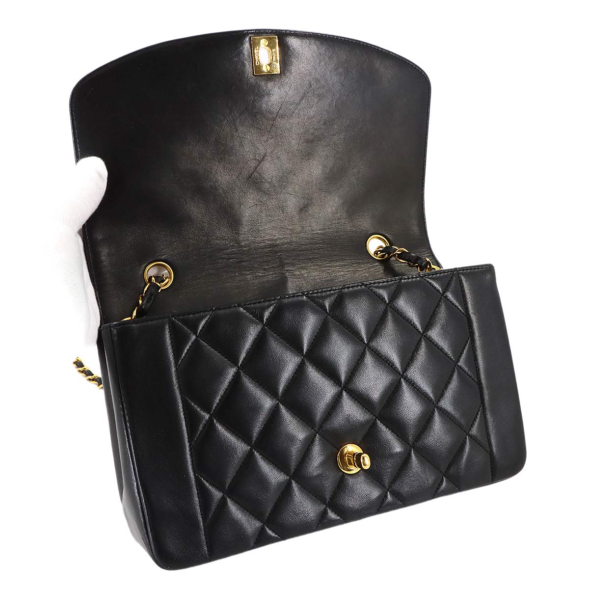 Diana Matelasse 25 Chain Shoulder Bag Leather Black A01165