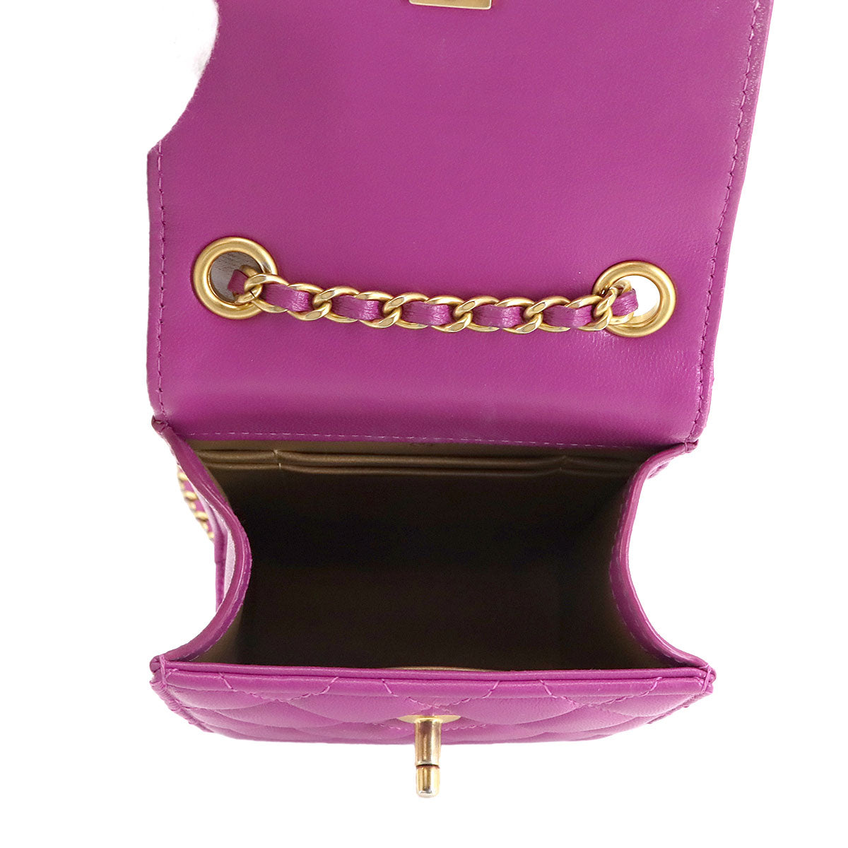 Matelasse Phone Hoder Chain Shoulder Bag Leather Purple AP1448