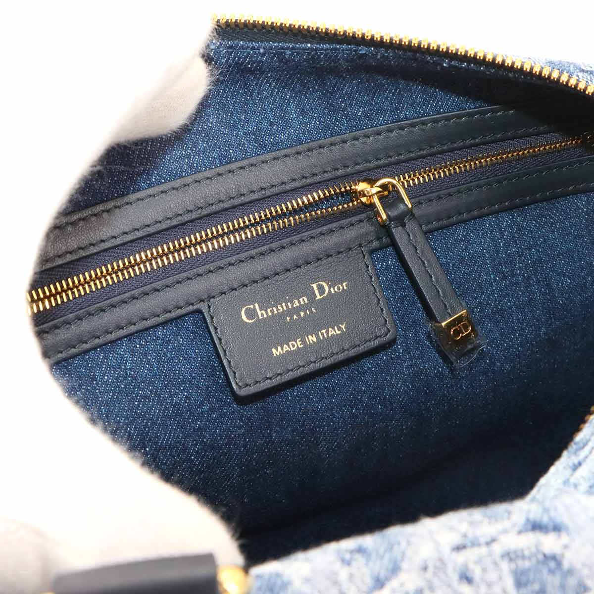 Oblique Groove 25 Medium Hand Shoulder Bag Denim Blue