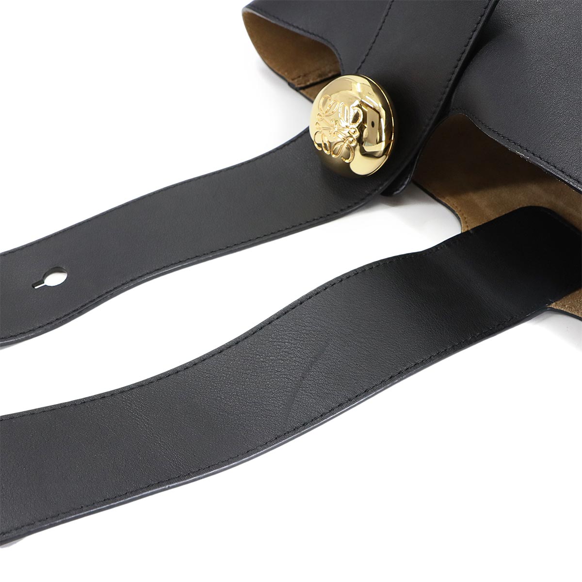 Pebble Bucket Bag Medium Shoulder Bag Leather Black Purse