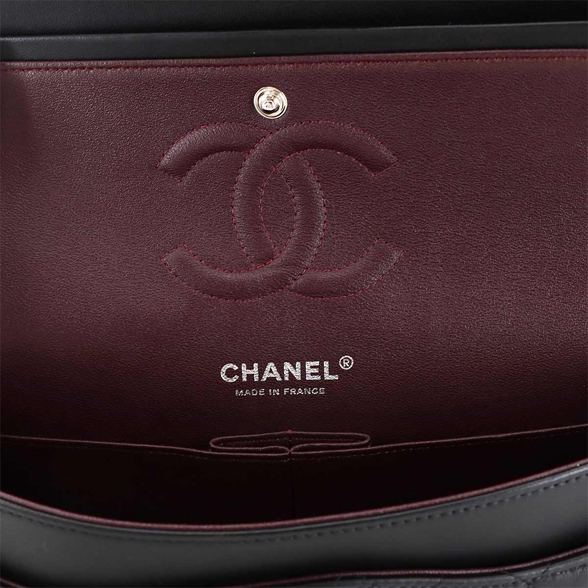 Matelasse 25 Chain Shoulder Bag Leather Black A01112 11.12