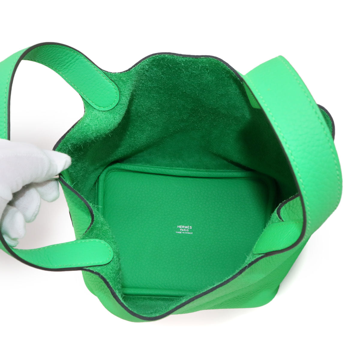 Picotin Lock PM Hand Bag Taurillon Clemence Vert comics