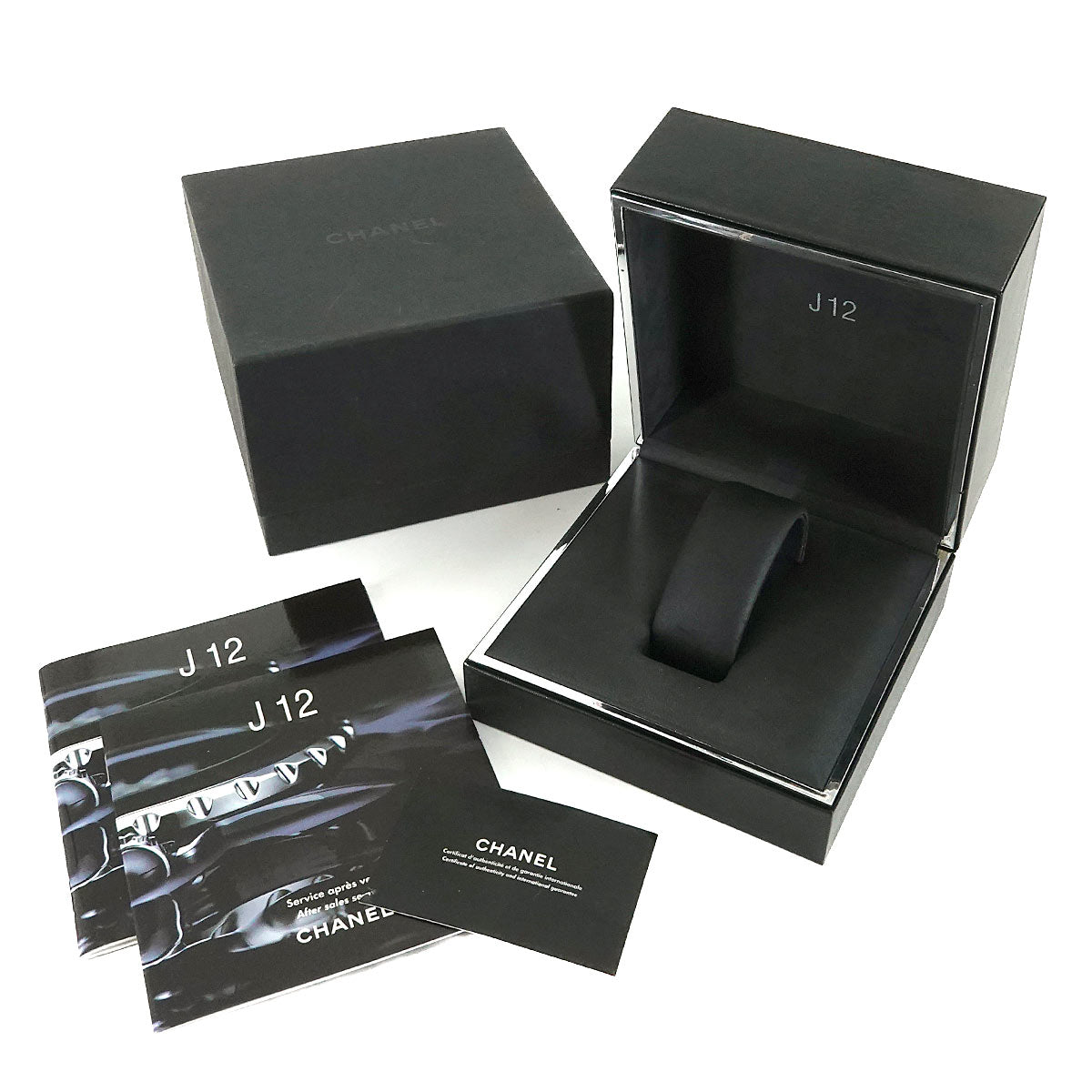 J12 33mm H0680 Quartz Date Ceramic Black Dial Ladies Watch