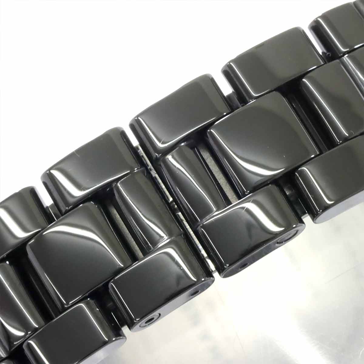 J12 H1626 38mm 12P Diamond Automatic Black Dial Mens Watch