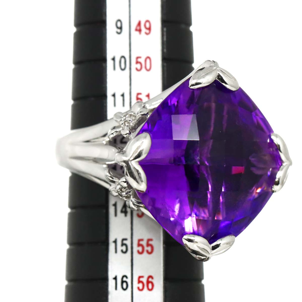 Amethyst 23.05ct Diamond 0.30ct Ring 18K WG 750 6.25-6.5(US)