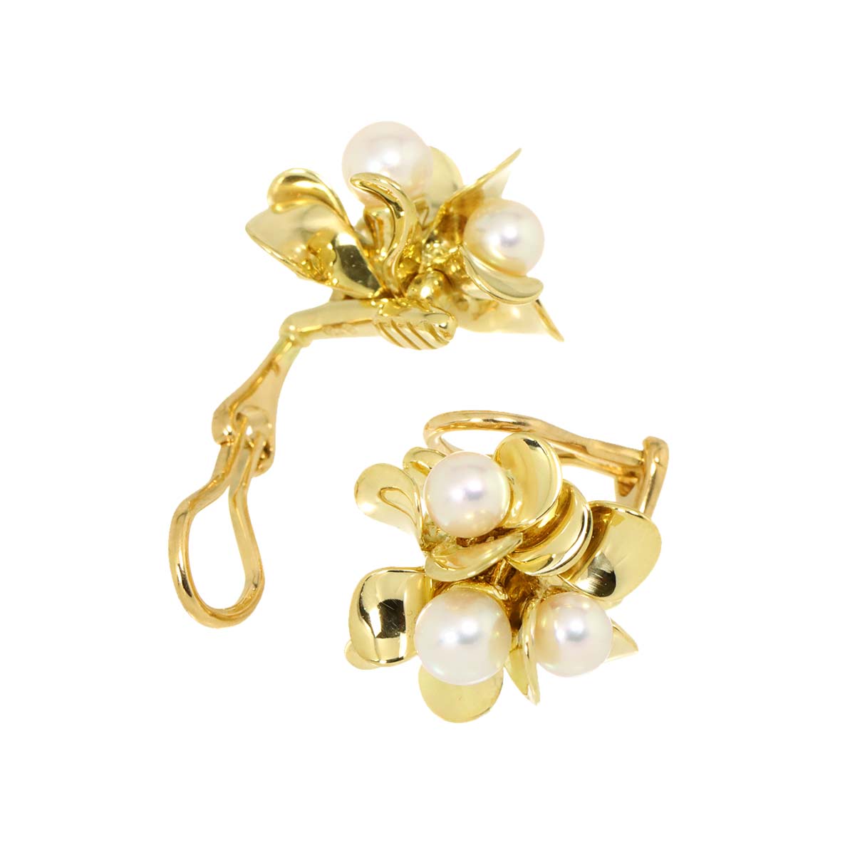 Akoya Pearl 5.1-4.6mm Earrings Clip on 18K Yellow Gold 750