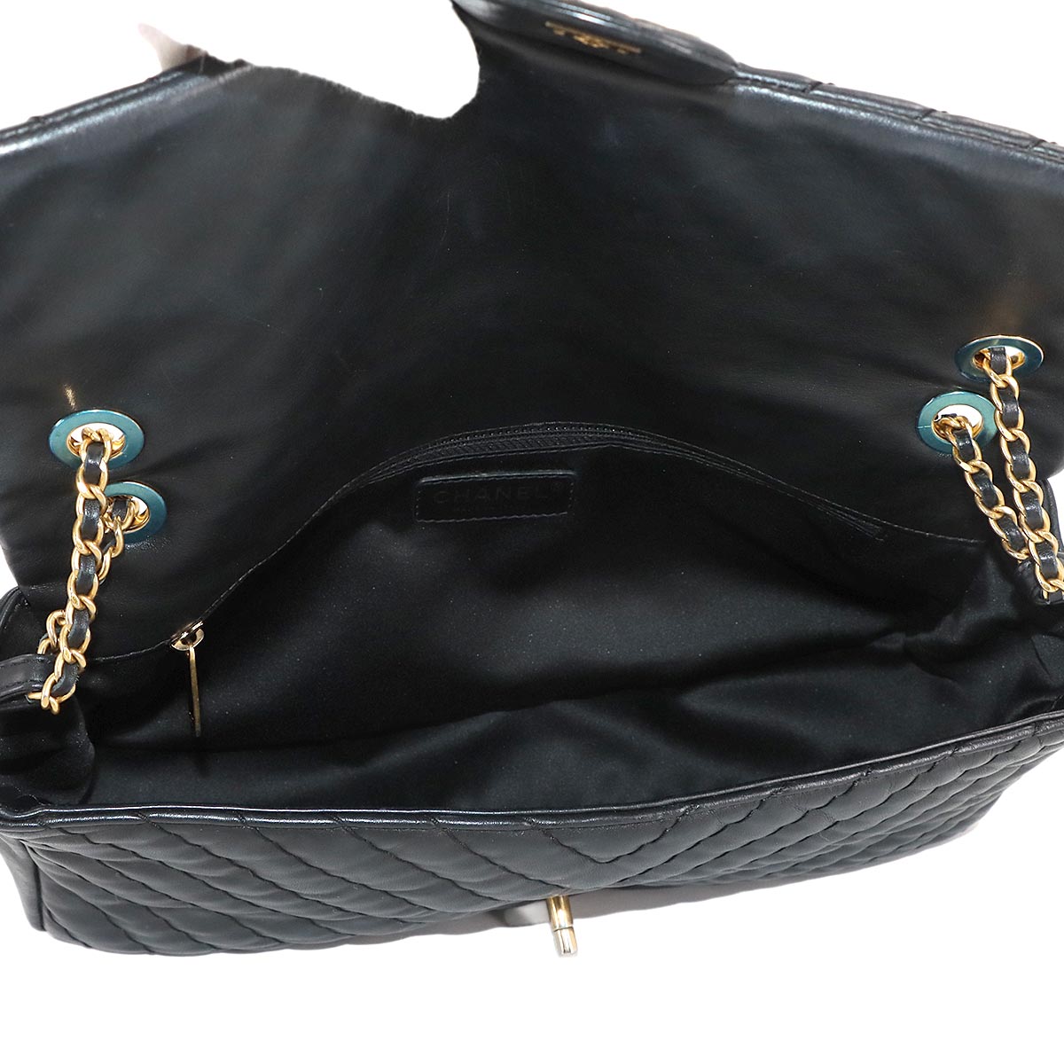 Chevron V Stitch Chain Shoulder Bag Leather Black Purse