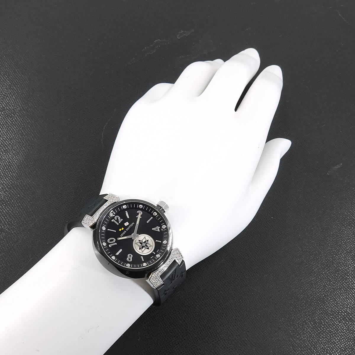 Tambour Q13MG Quartz Diamond Ladies Watch