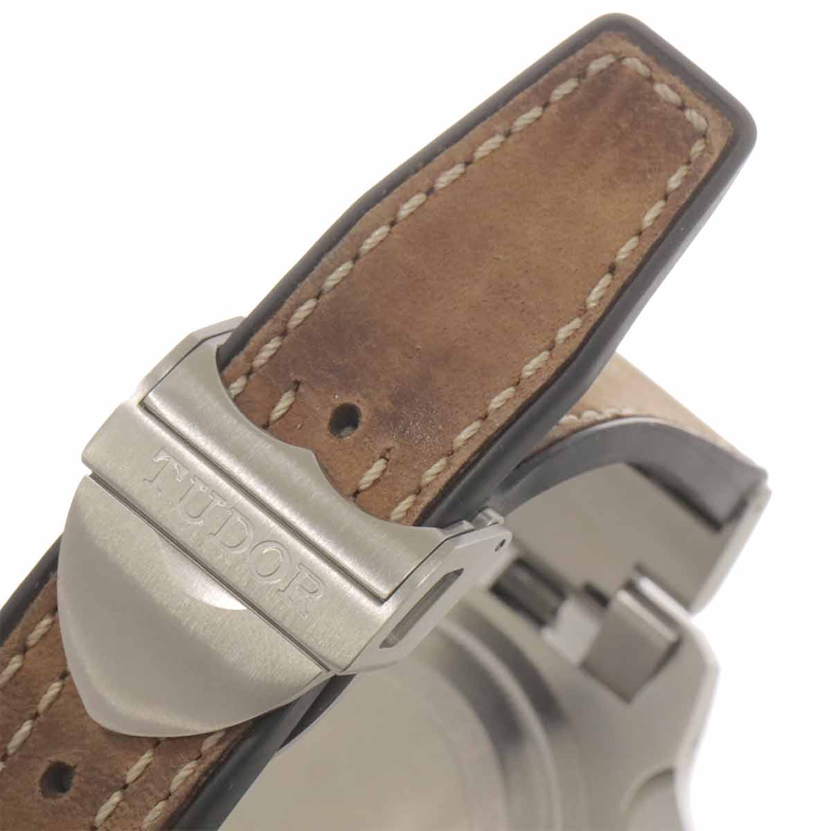 Black Bay P01 70150 Automatic Date Black Dial Mens Watch