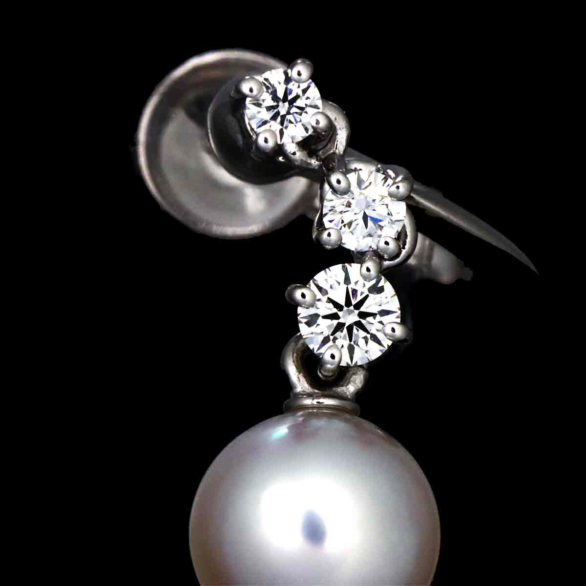 Akoya Pearl 6.1mm Diamond Earrings 18K WG 750