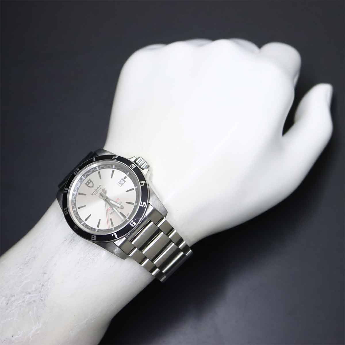 Grantour 20500N Date Automatic Silver Dial Mens Watch