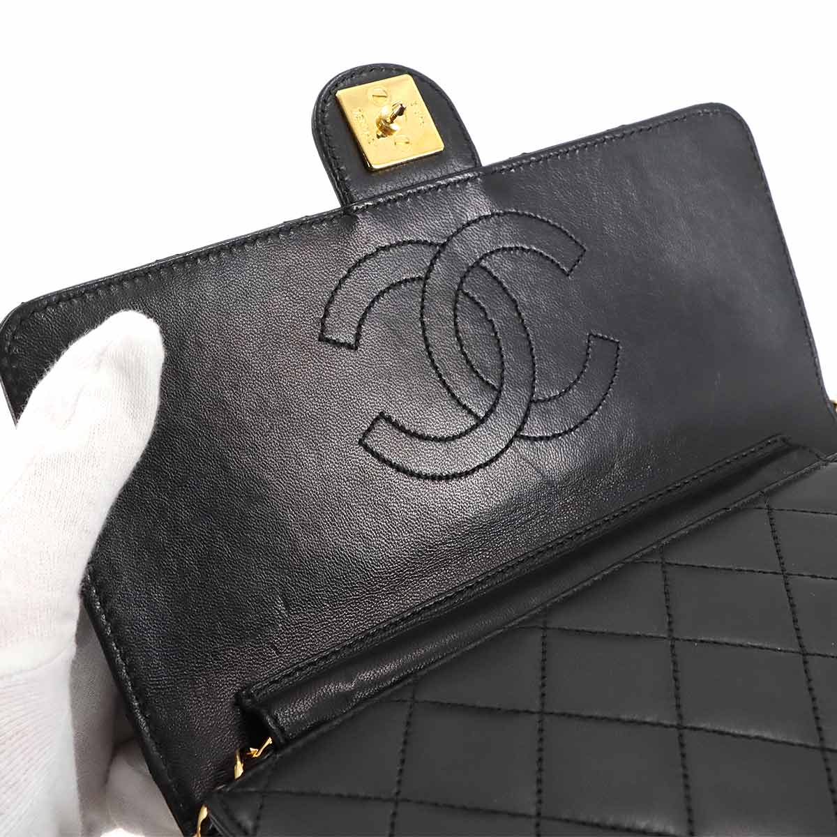 Matelasse Chain Shoulder Bag Leather Black A03569 Vintage