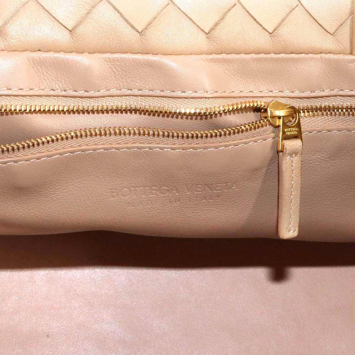 Intrecciato Tote Bag Leather Beige Purse
