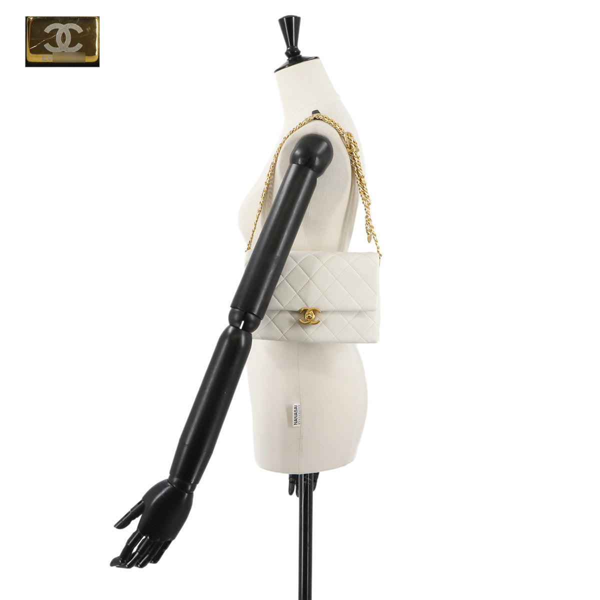 Matelasse Chain Shoulder Bag Leather White Purse