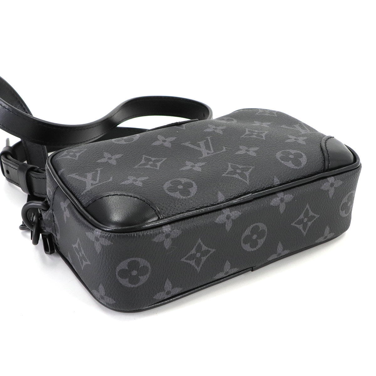 Monogram Eclipse Trocadero Wearable Wallet M14253