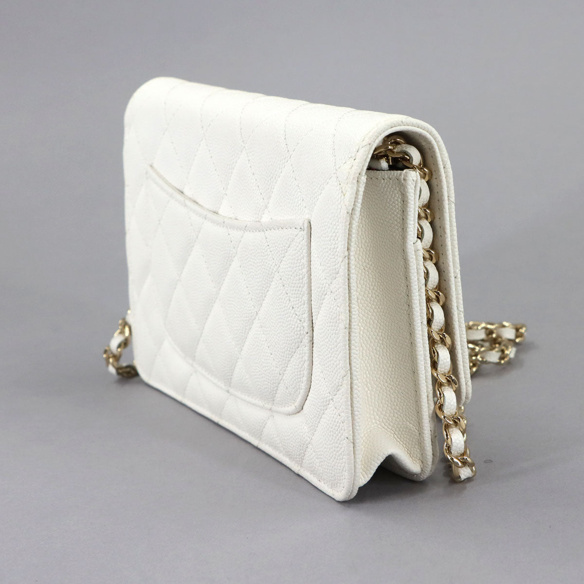 Matelasse Chain Wallet Leather White