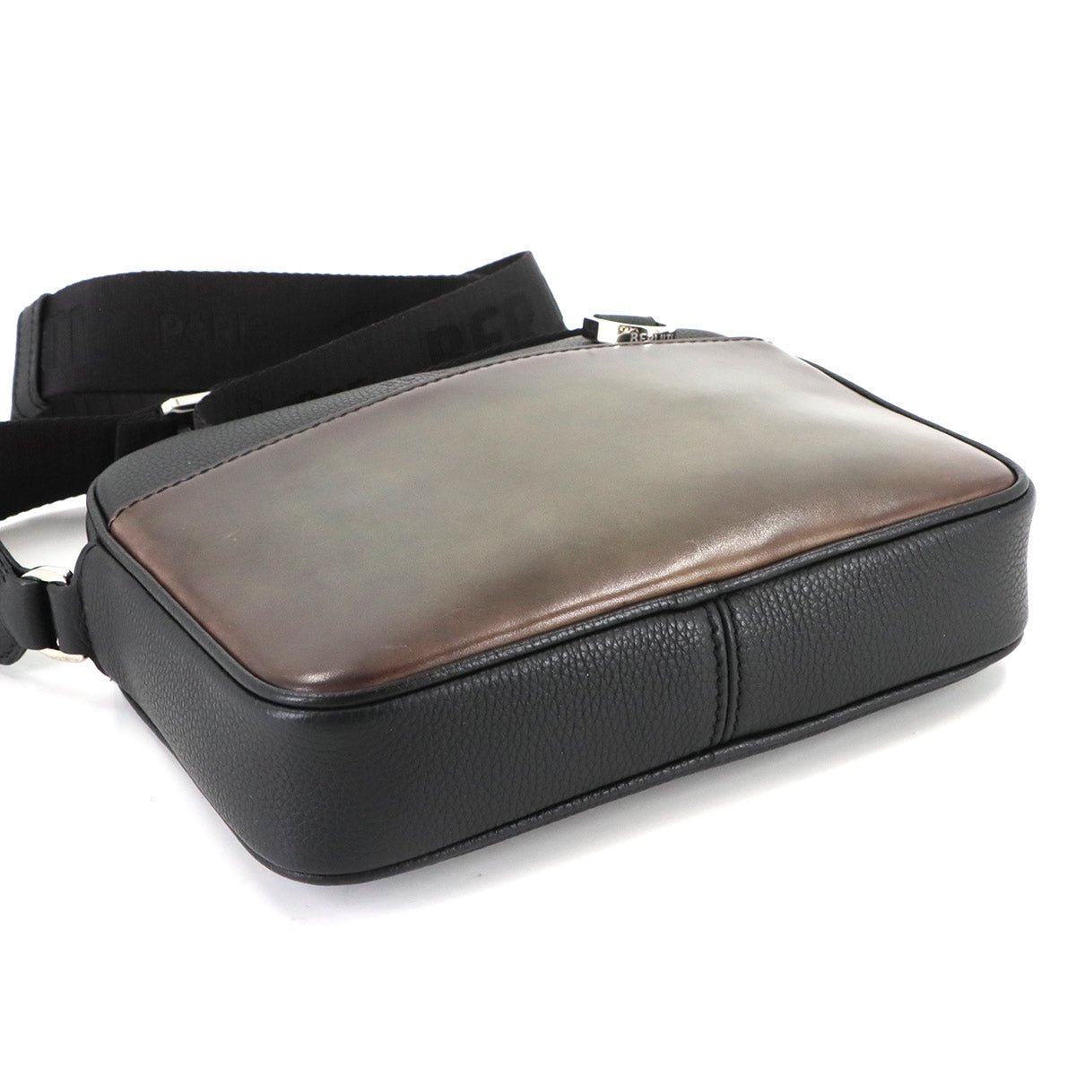 Contrast Shoulder Bag Leather Black Brown Purse