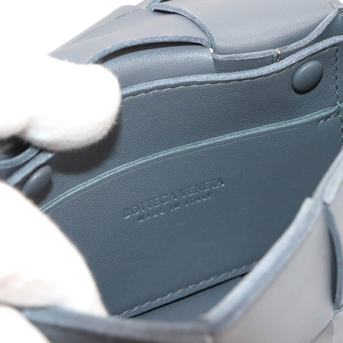 Intrecciato Candy Cassette Shoulder Bag Leather