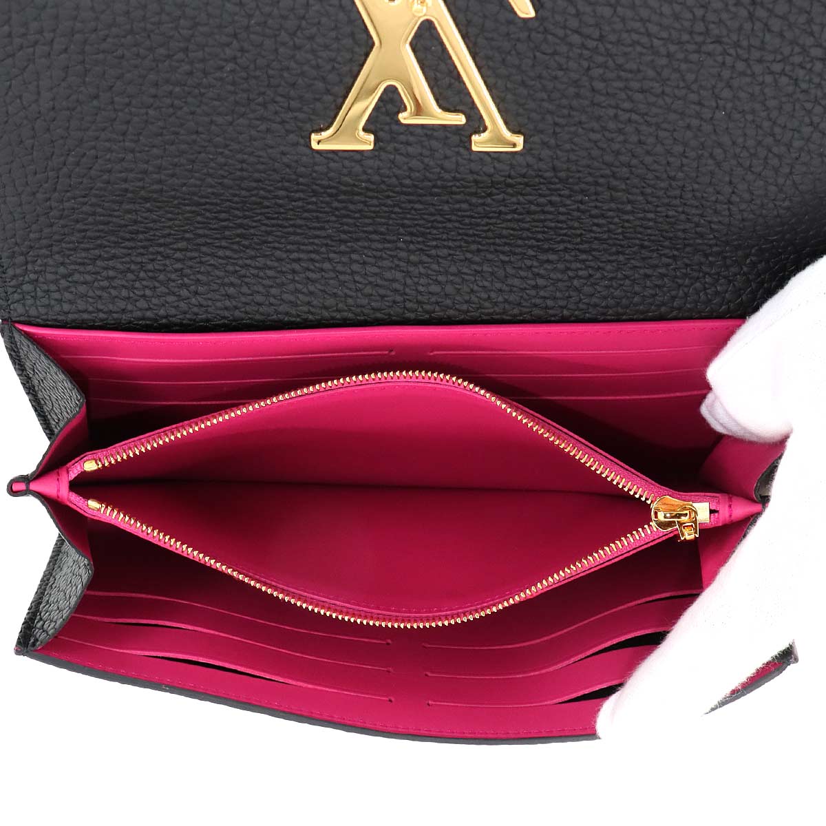 Capucines Wallet Taurillon leather Noir M61248 Purse