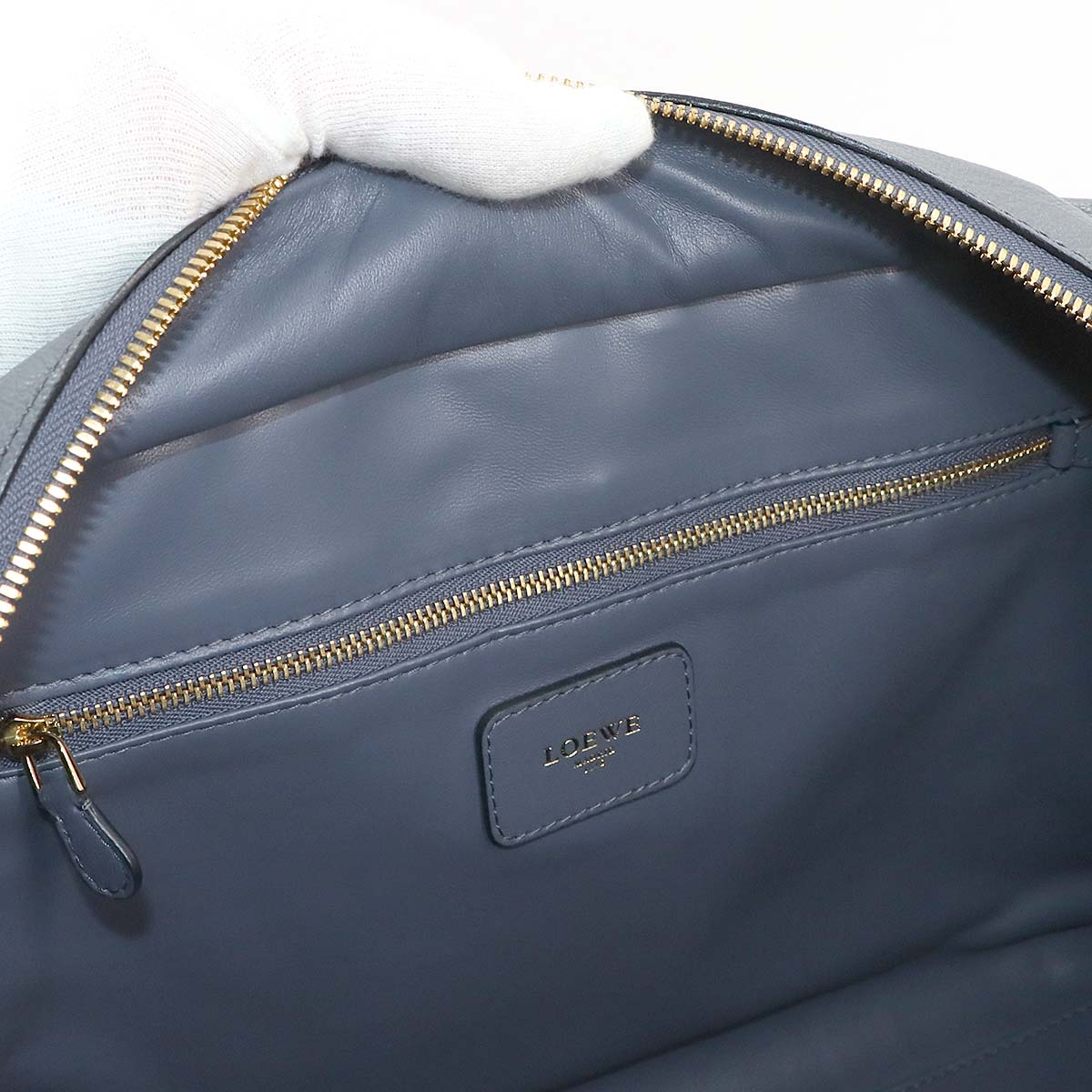 Amazona 36 Hand Bag Leather Gray Anagram Purse