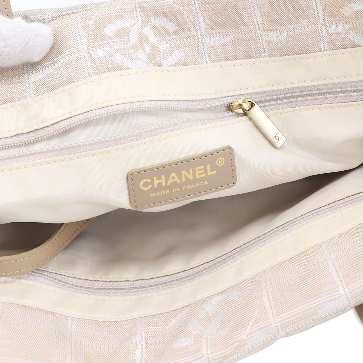 New Travel Line Tote PM Bag Nylon Jacquard Leather Beige A20457