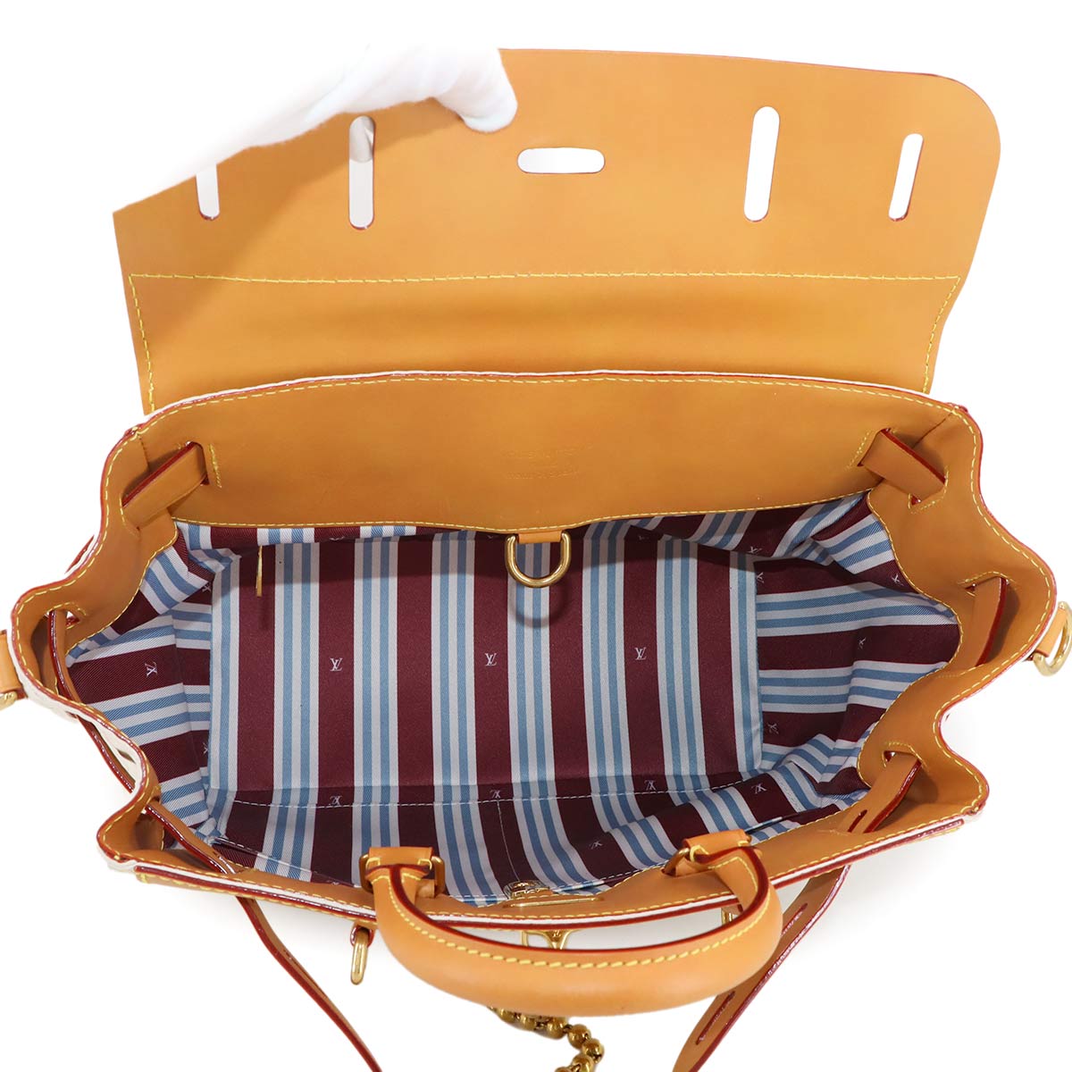 Steamer 30 Hand Shoulder Bag Leather White M14743