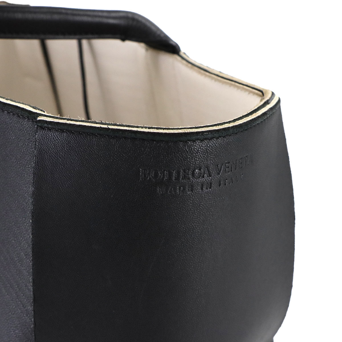 Intrecciato Medium Arco Tote Bag Leather Black