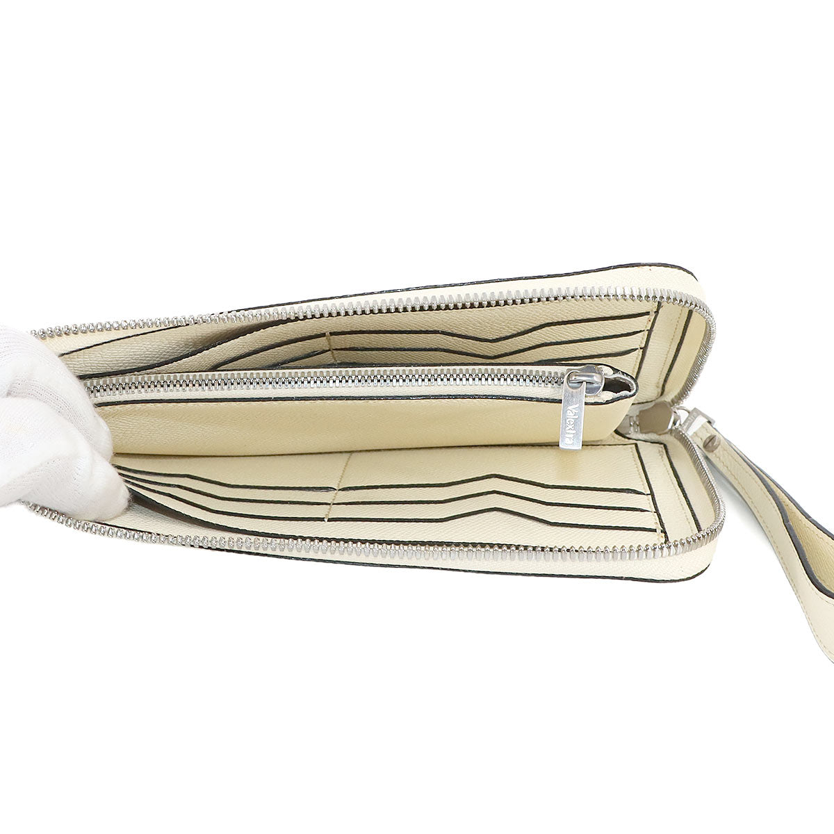 L-shaped Zipper Long Wallet Leather White V8L35 Purse