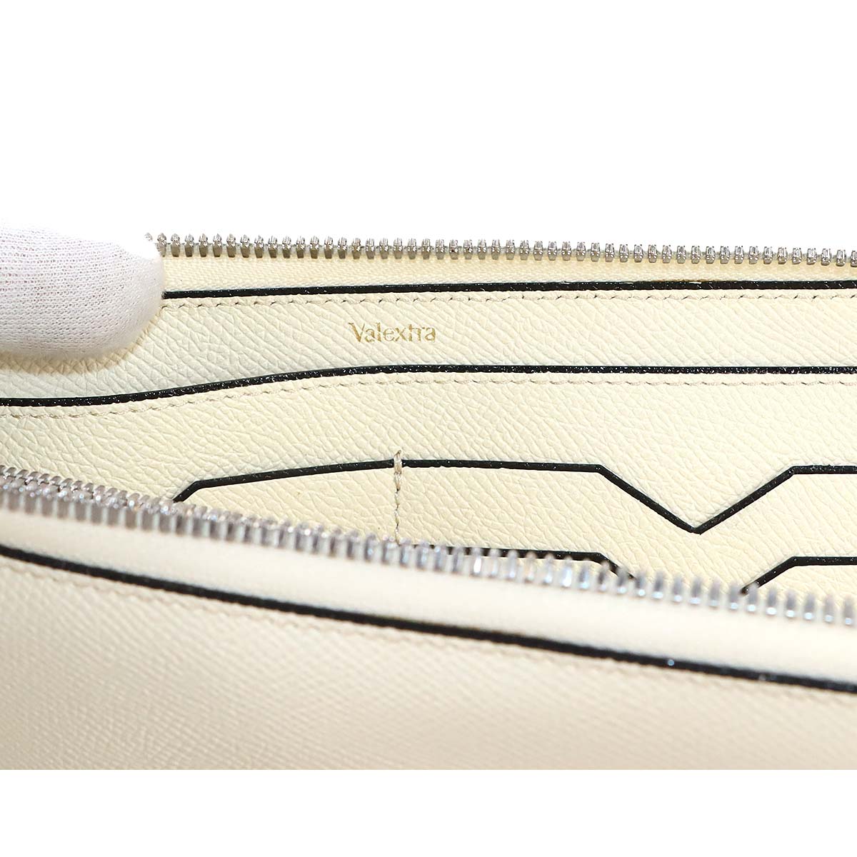 L-shaped Zipper Long Wallet Leather White V8L35 Purse