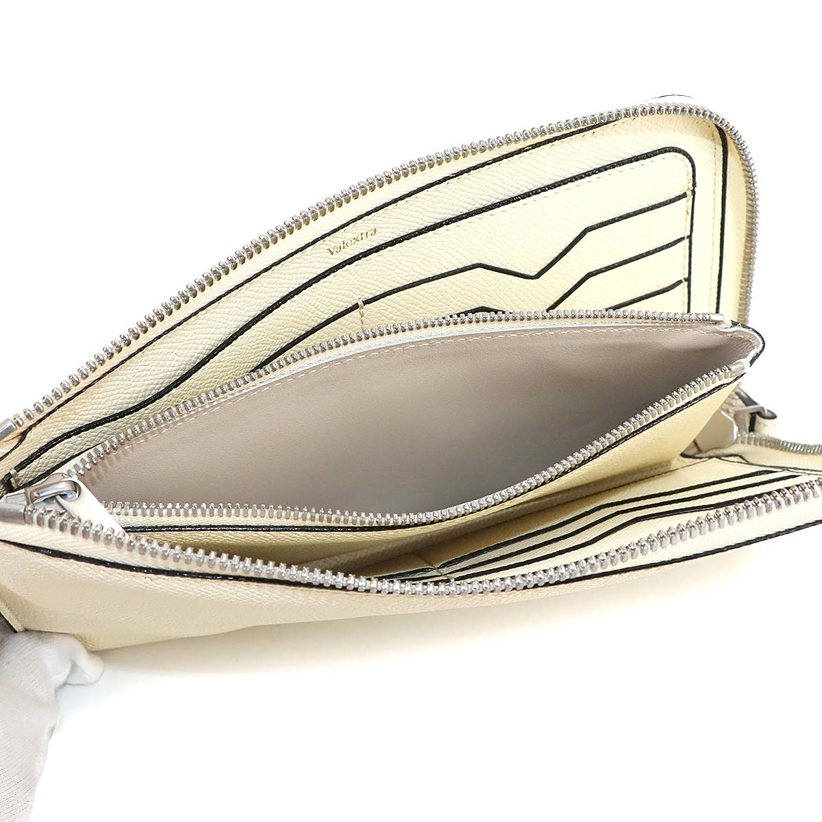 L-shaped Zipper Long Wallet Leather White V8L35 Purse