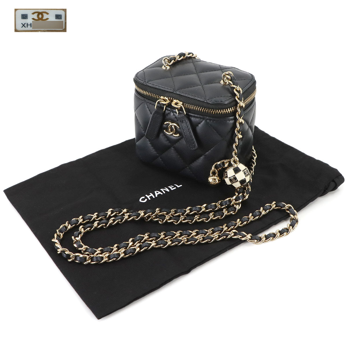 Matelasse Vanity Chain Shoulder Bag Leather Black AP1447