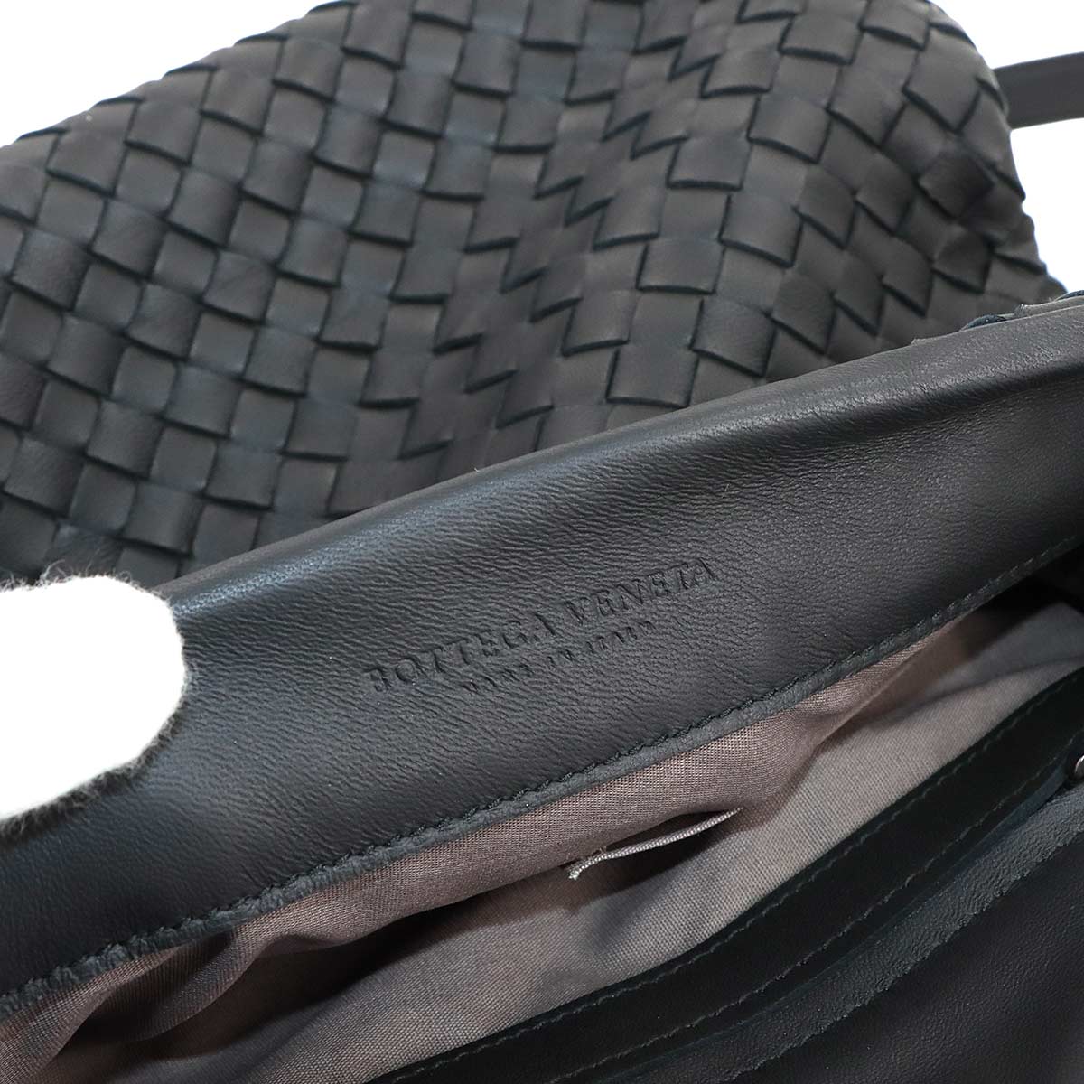 Intrecciato Shoulder Bag Leather Black 522874 Purse