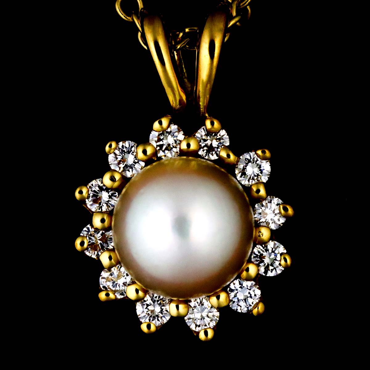 Akoya pearl 5.5mm Diamond Necklace 18K YG 750