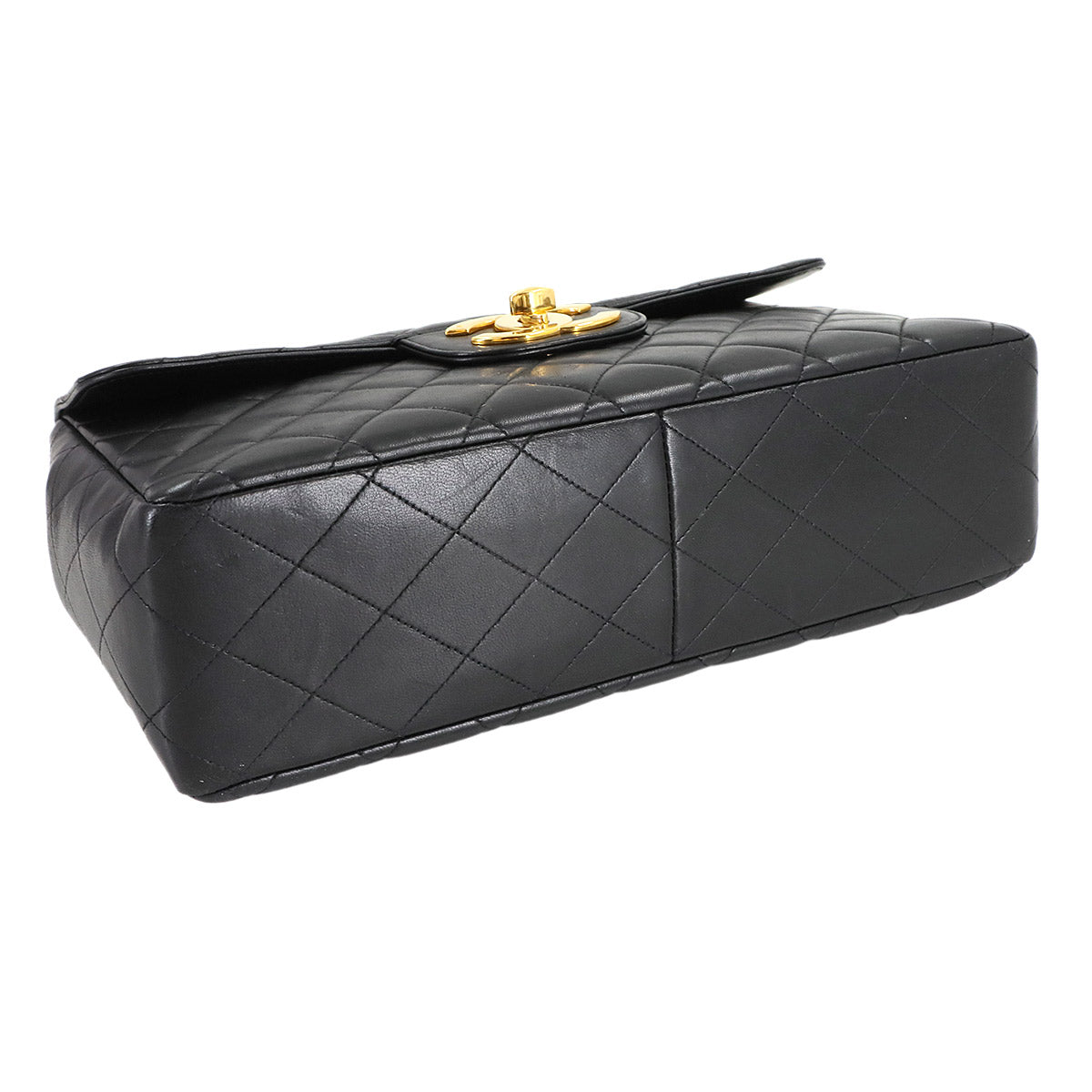 Matelasse 30 Chain Shoulder Bag Leather Black A04412