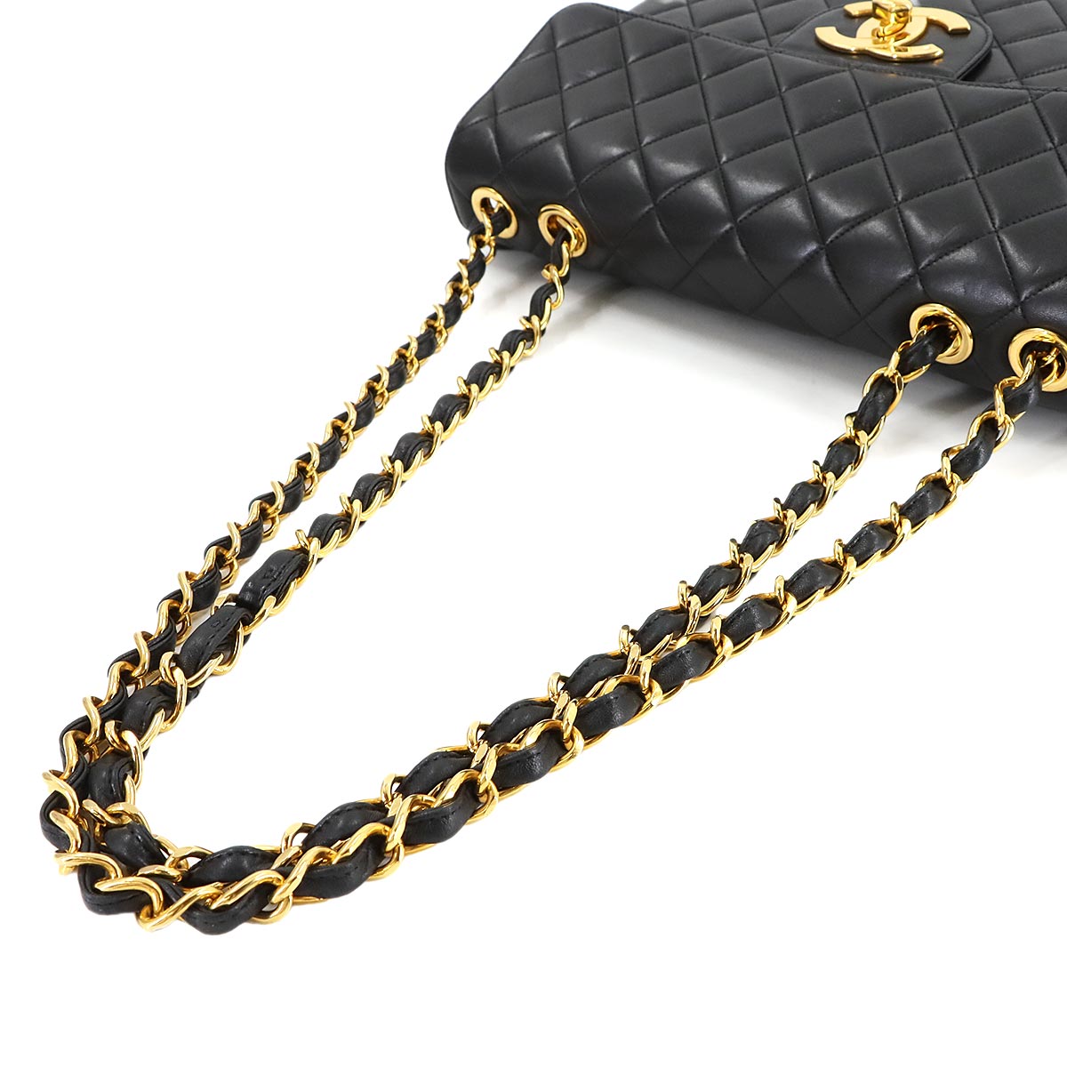 Matelasse 30 Chain Shoulder Bag Leather Black A04412