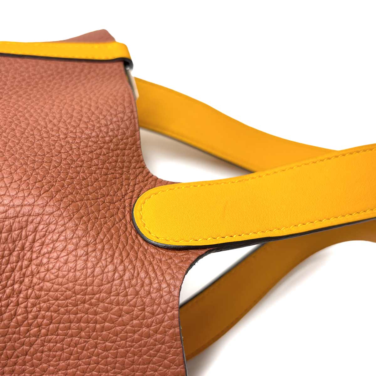 Picotin Lock Touch MM Hand Bag Taurillon Clemence Cuivre