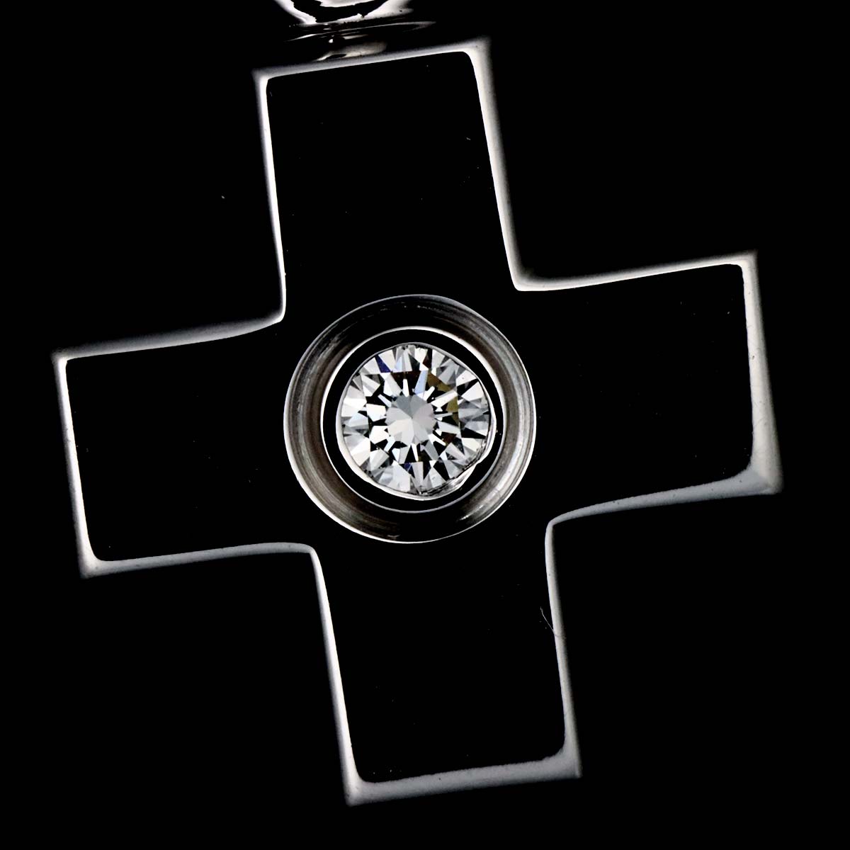 Diamond Cross Motif Charm Pendant Top 18K WG 750