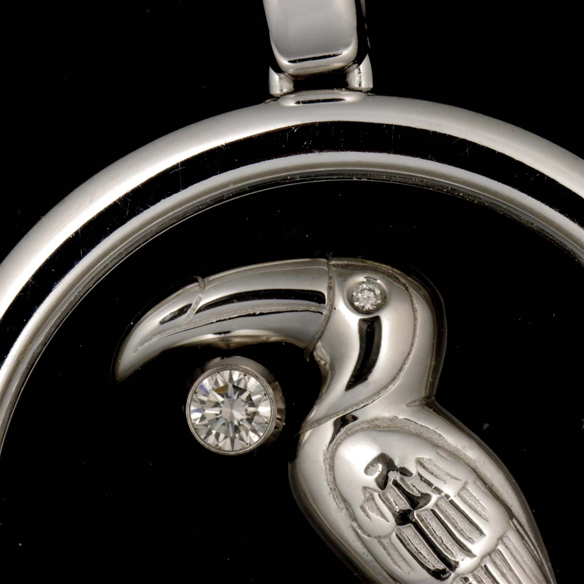 Happy Diamond Necklace 18K WG 750