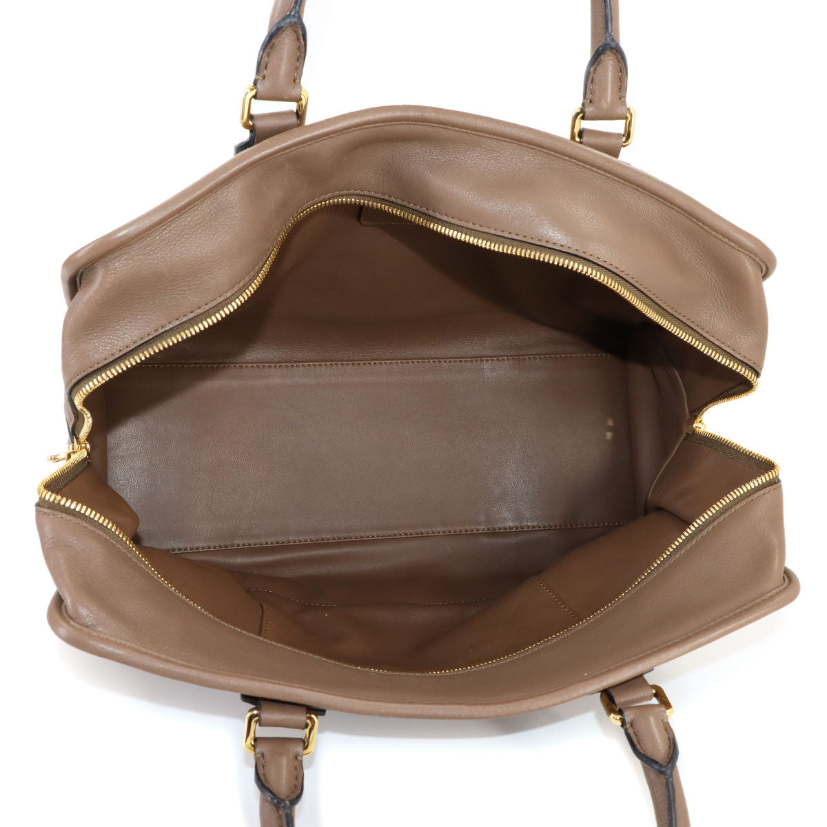 Amazona 36 Hand Bag Leather Brown Anagram Purse