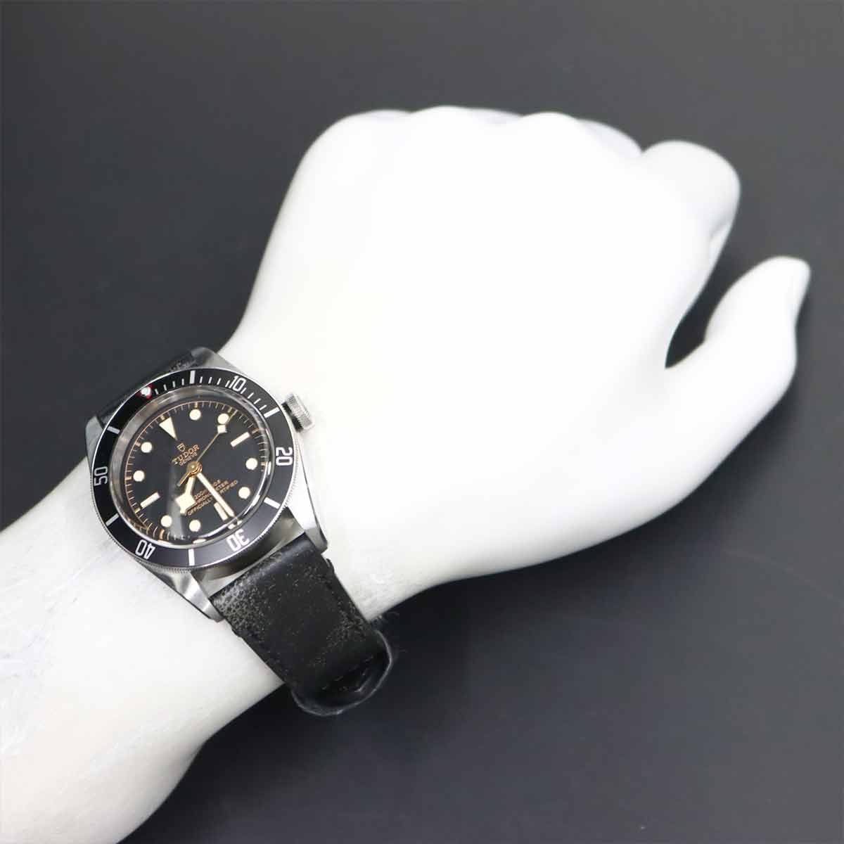 Heritage Black Bay 79230N Automatic Black Dial Mens Watch