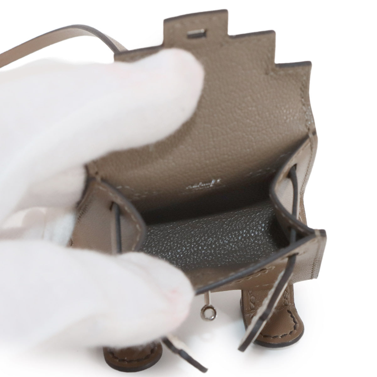 Bijoux de SAC Kelly doll Bag Charm Tadelakt Etoupe Black