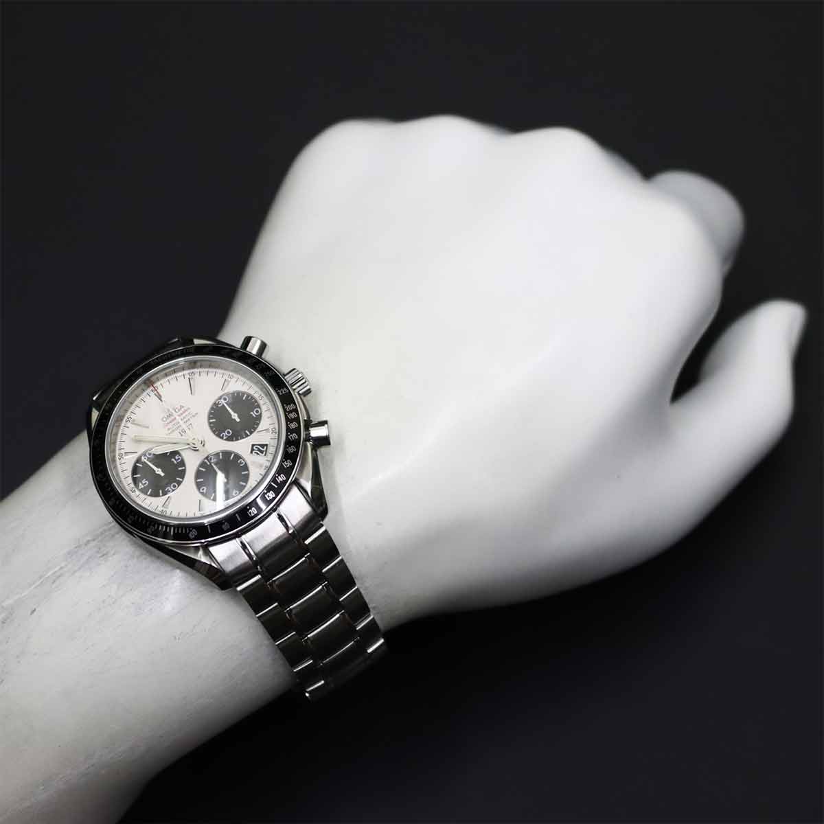 Speedmaster 323 30 40 40 02 001 Panda Date Automatic Watch