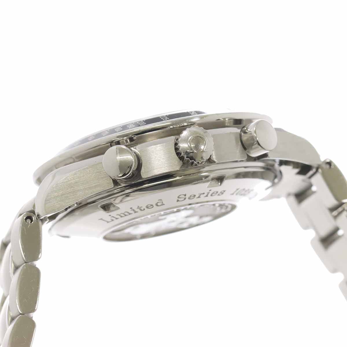 Speedmaster 323 30 40 40 02 001 Panda Date Automatic Watch