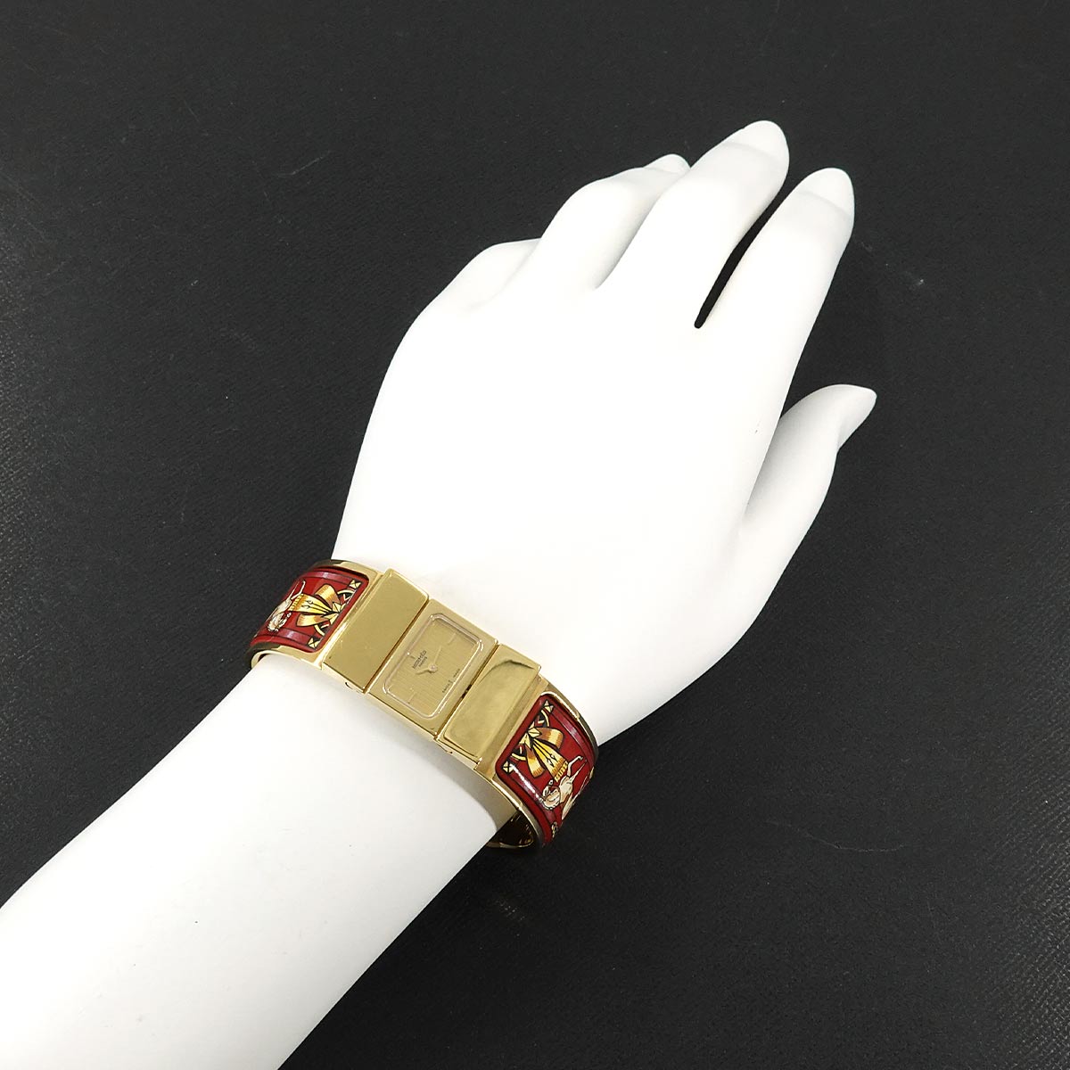 Loquet LO1.201 Quartz Gold Dial Ladies Bngle Watch