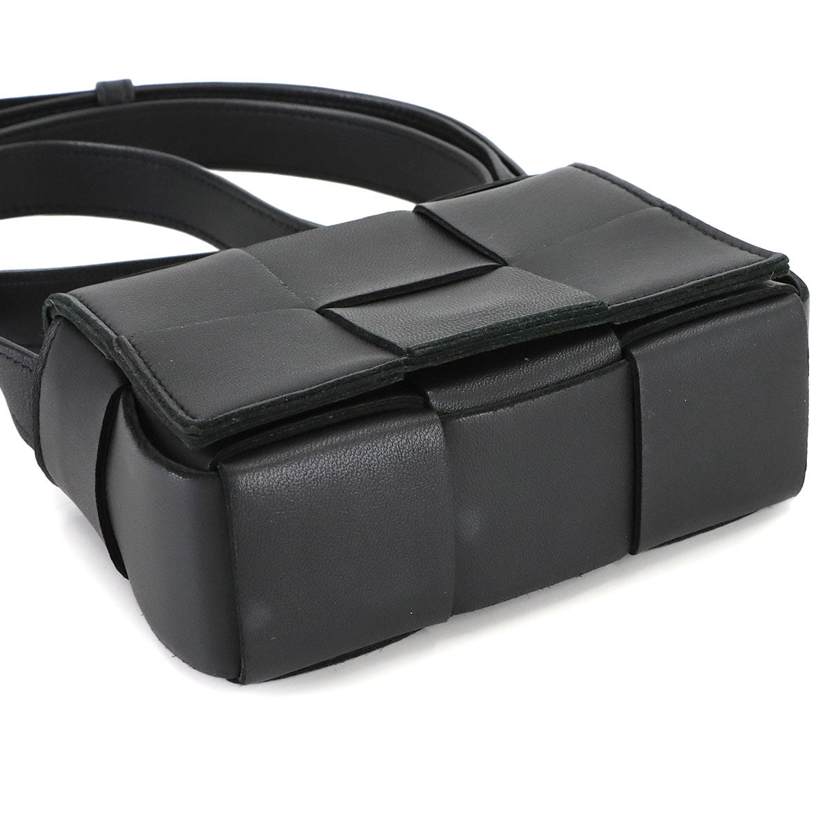 Intrecciato Candy Cassette Shoulder Bag Leather