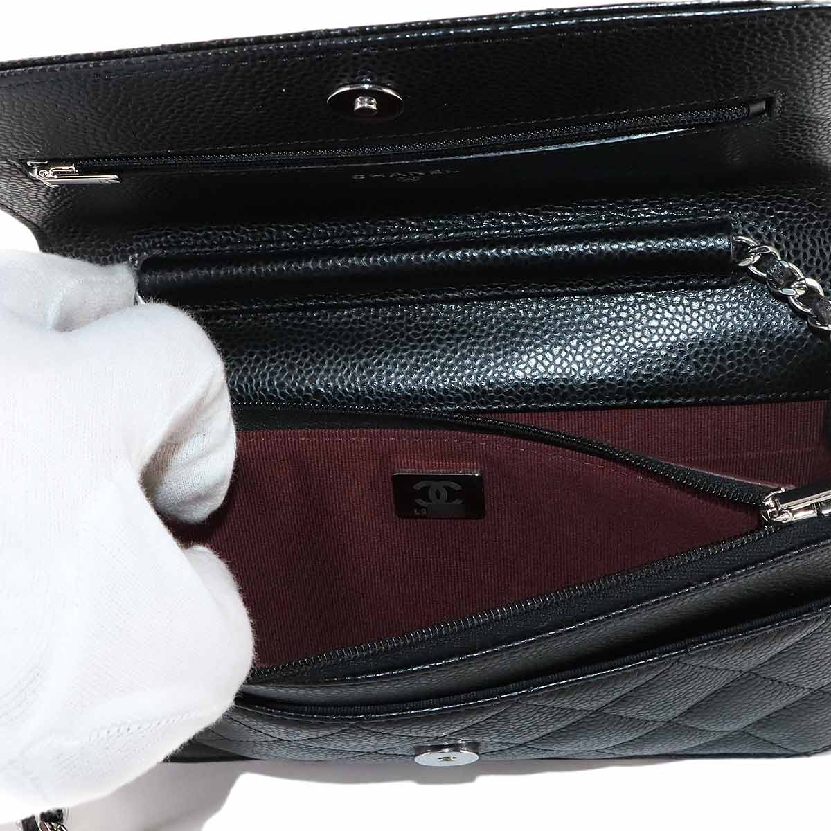 Matelasse Classic Chain Wallet Leather Black AP0250